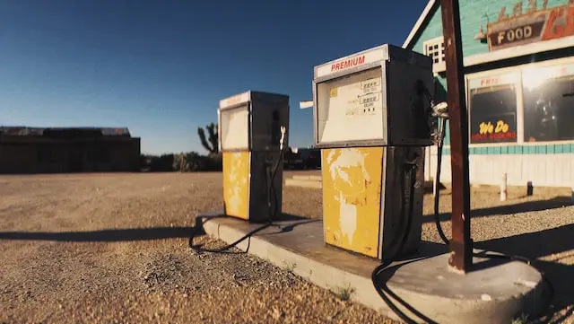 Oil and Gas Industry Introduction 3 Oil and Gas Industry