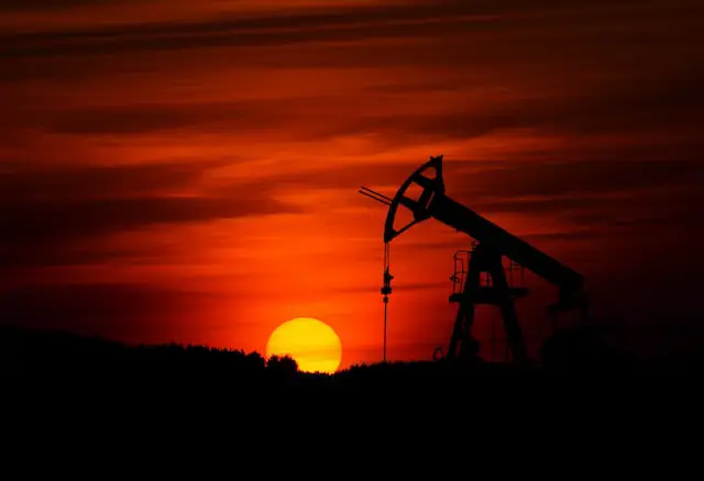Conflict of Interest and CRS - The Case of Oil Companies 2 Conflict of interest